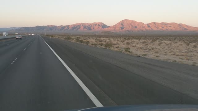 Two minutes of Truckin, Jean, NV.