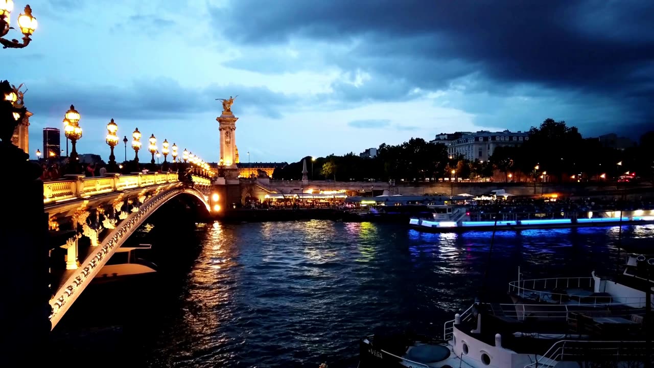 The beauty of the city of paris at the eiffel tower