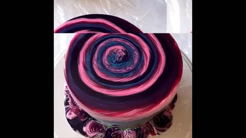 Very Satisfying Cake Decorating