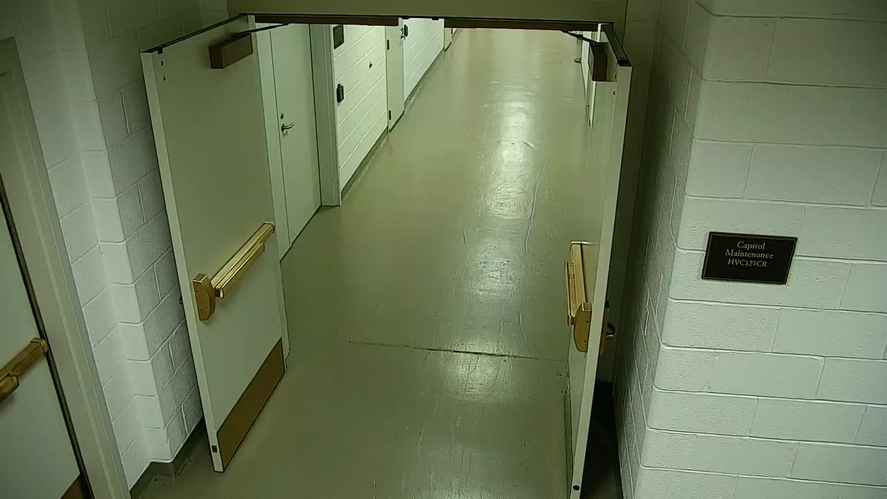 7111CVCULElevator#3nearHVC127_2021-01-05_19h40min01s043ms.mp4