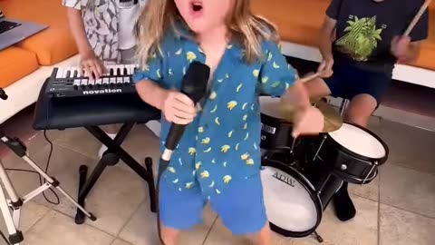 Beautiful kids song 🤩😘