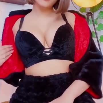 Hot Girl Tiktok Challenge 😍 Get Paid to Watch Tiktok Videos!