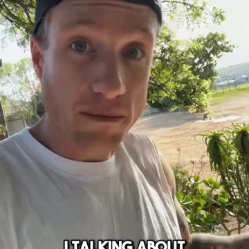 Which food reduces cancer risks?