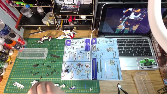 WEB-C Builds (10 min clip) HG Barbatos.