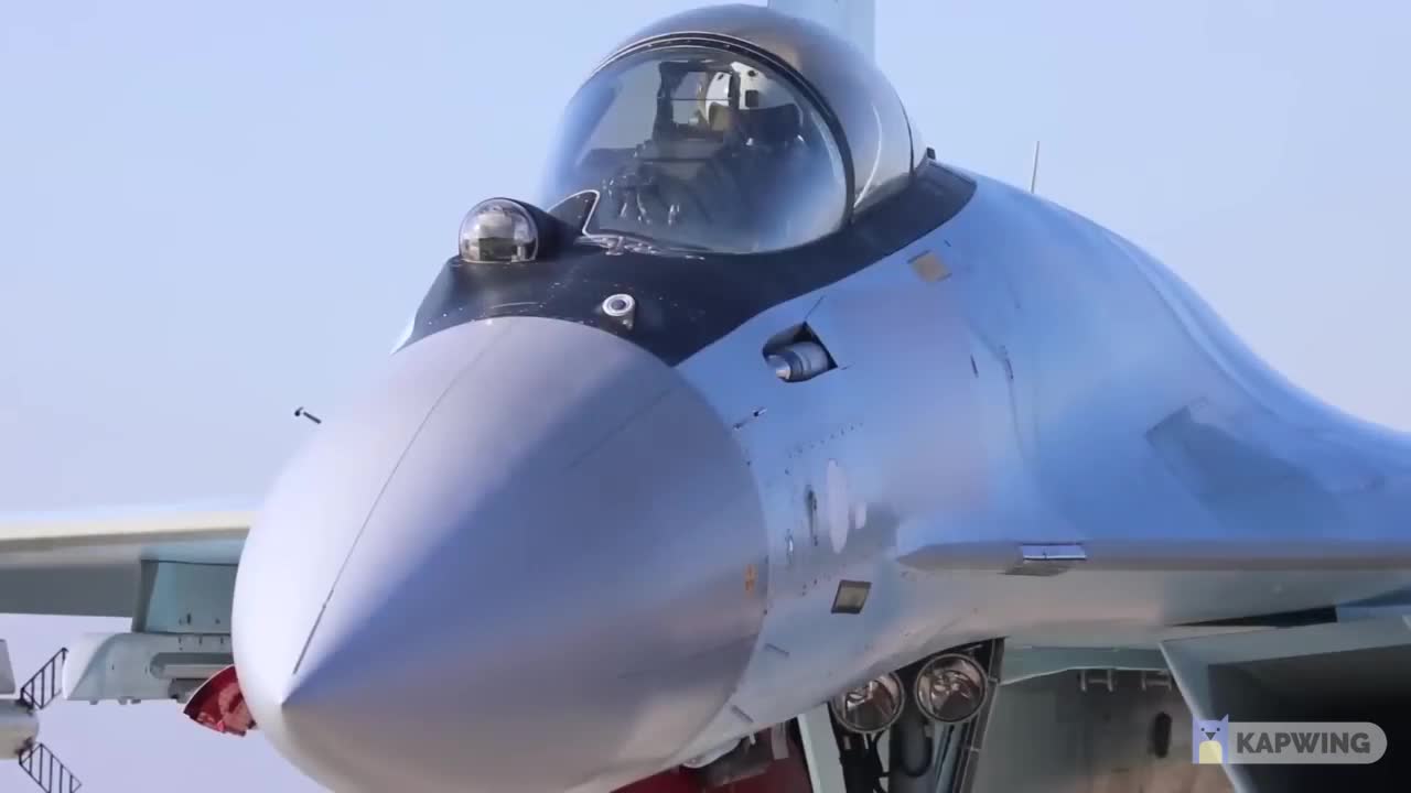 The Ministry of Defense showed footage of combat sorties of Russian Su-35S fighters HD