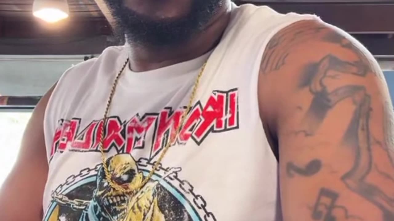 KOB FEELING GOOD & TALK'N HIS SHXT WHILE HE'S IN PUERTO RICO