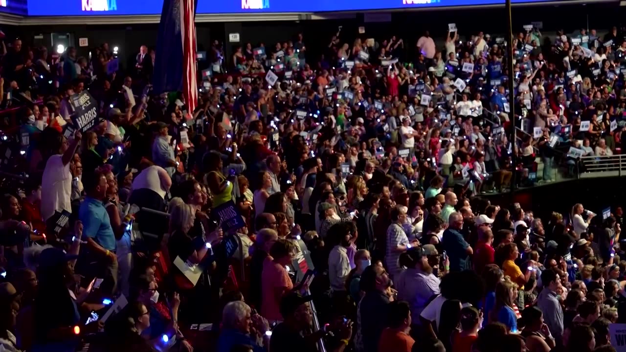 Excited Philadelphia crowd cheers on as Democrats debut ticket