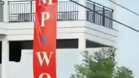 TRUMP Banner 3 Stories HIGH In Florida