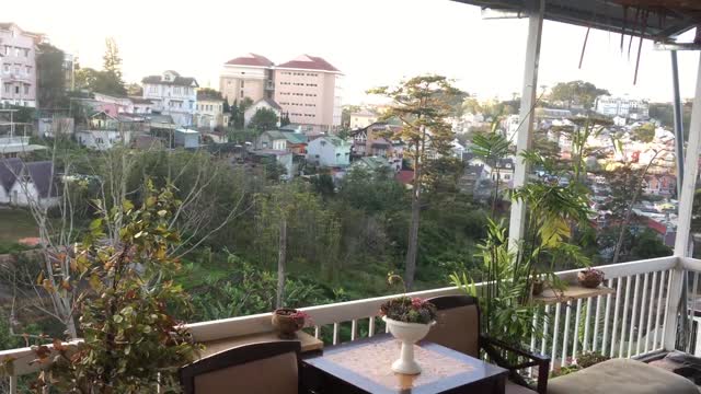 A morning in Dalat City Motel