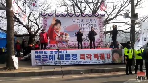 20190206_V3_S03(K7_-XBkqLcg)눈물로 호소합니다! 정치잡배님들 더이상 국민들을 우롱하지 마세요! 하늘이 지켜보고 있어요