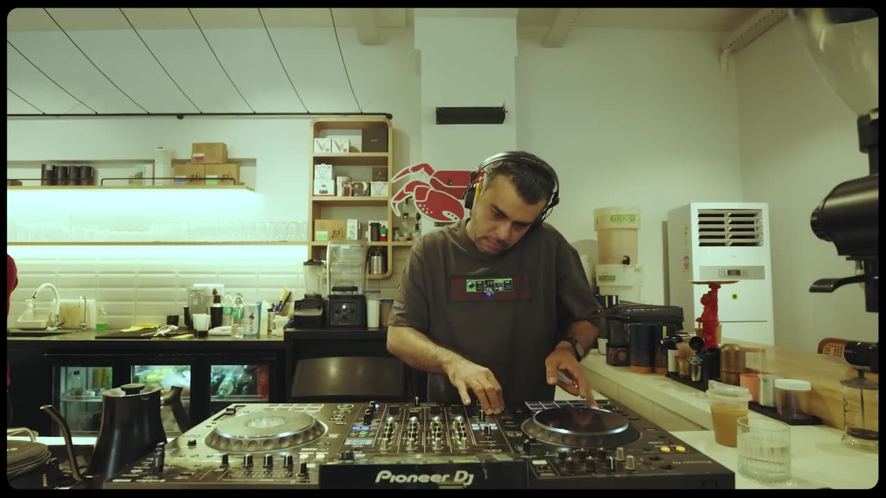 House set at a breakfast party ft. Sindhi Curry Livestream Cafe