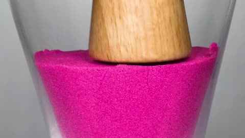 Satisfying sand