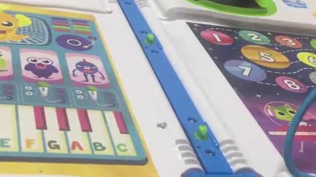 Leapfrog's Learning Friends 100 Words Book