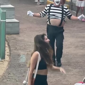 She asked for this one! 😆🤣 Tom mime Seaworld #seaworldmime #tomthemime