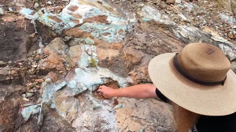 Gem and Gold Hunting
