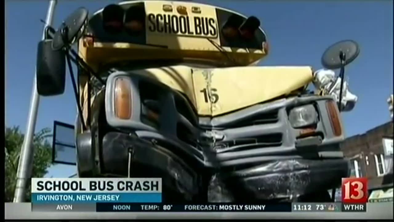 August 13, 2015 - School Bus Crashes Into Liquor Store, 11 Kids Hurt