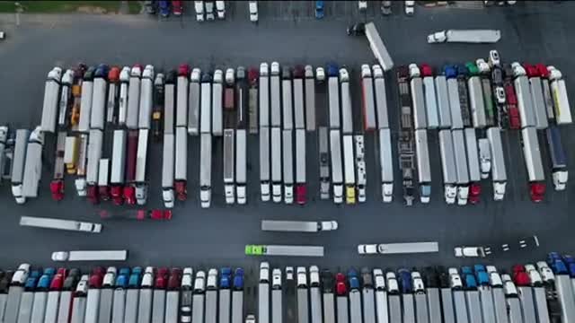 Solo drivers show off at rest stops every afternoon