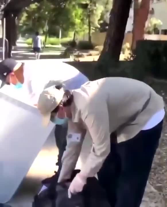 Born 1920 but registered to vote in 1900 #voterfraud