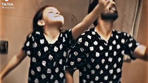 Dad🧔🏻 and dauther👱🏻‍♀️ dance love❤️😍