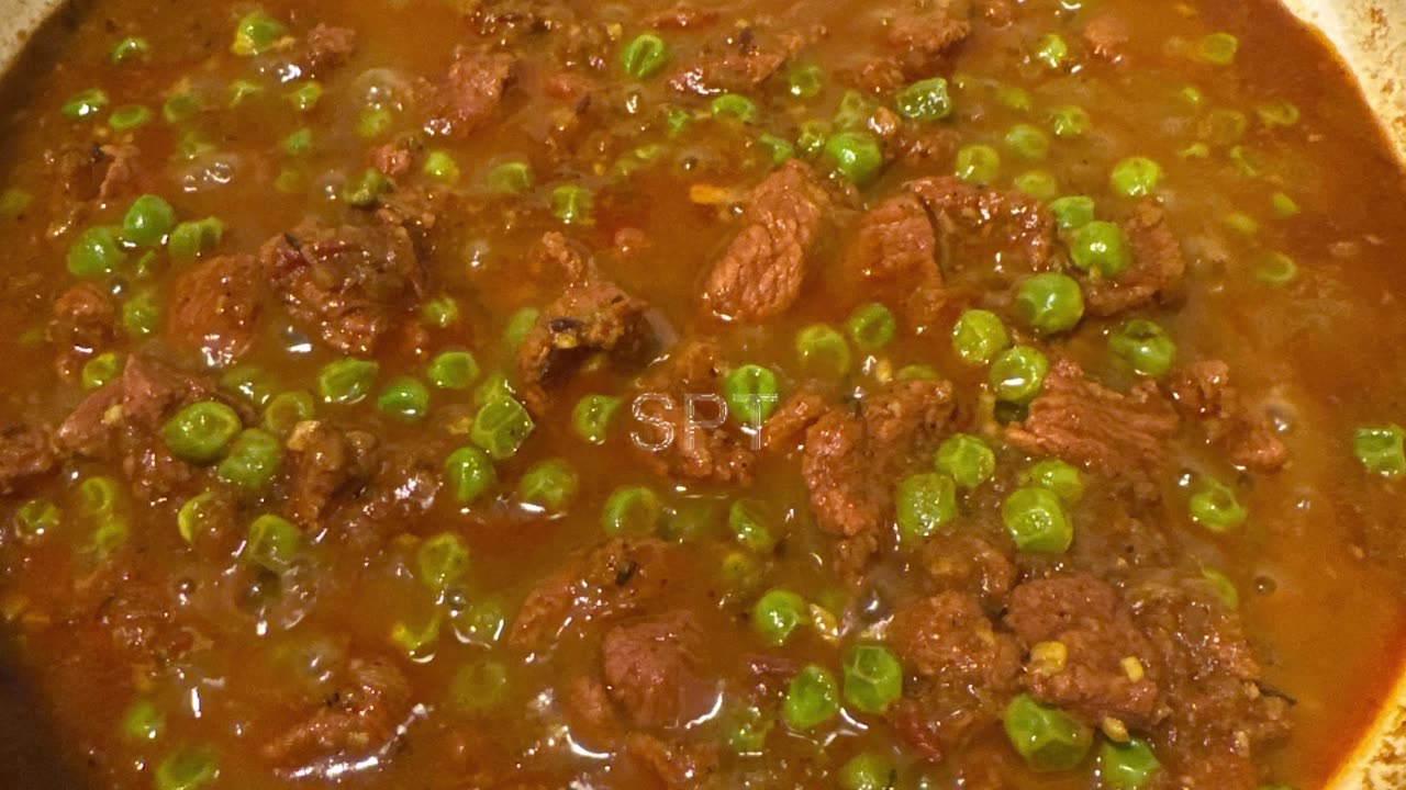 Lamb & Peas Curry