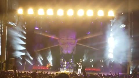 Five Finger Death Punch "Wrong Side Of Heaven"