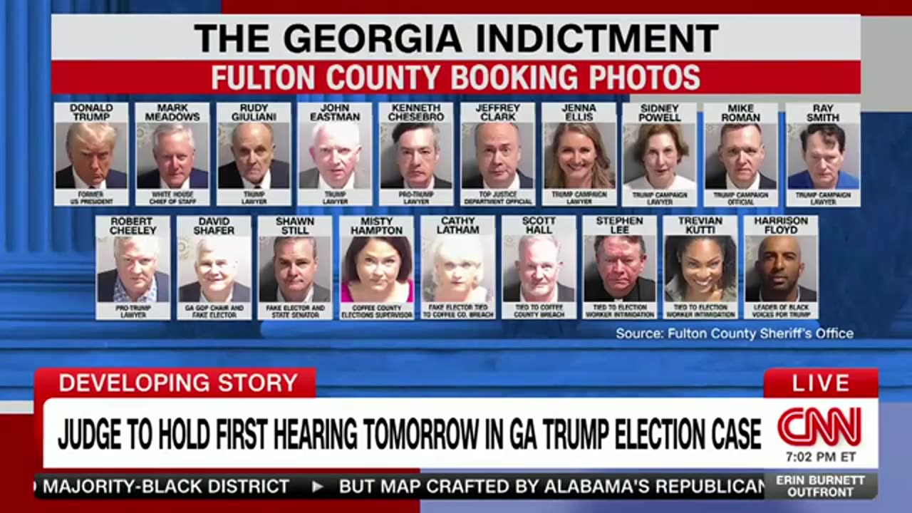 Former Trump WH lawyer on why Mark Meadows' defense doesn't hold up