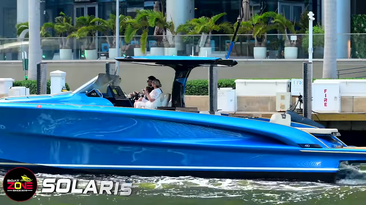 Who Is She ?! Extra Size Heats Up The Miami River | Boat Zone