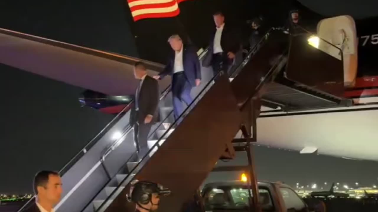 🇺🇸 Trump arrives in New Jersey, hours after the assassination attempt