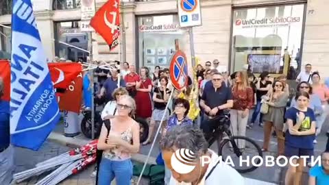 V centru Říma se konala demonstrace proti dodávkám itaských zbraní na Ukrajinu