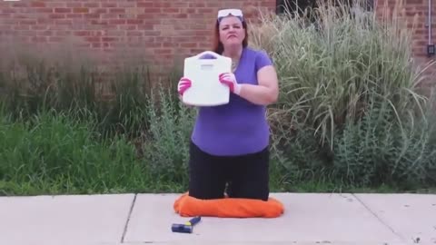THE MOST UPSET FEMINIST EVER VERBALLY ABUSES SCIENCE CLASS ITSELF