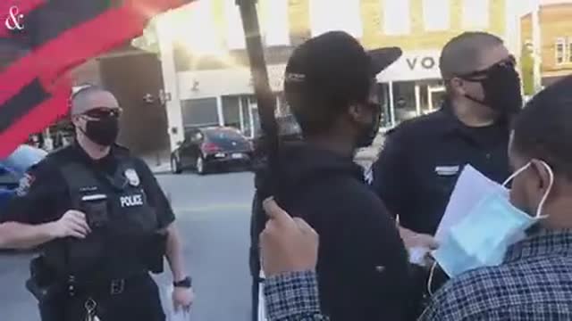 USA angry protesters go hard on rude police officers !!!