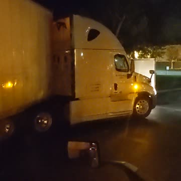 Indian Truckers VS Automatic Gate