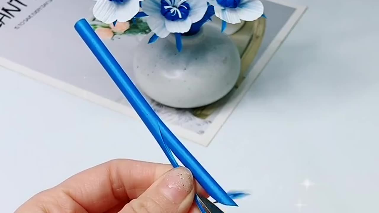 HOW TO MAKE FLOWERS FROM USED THINGS