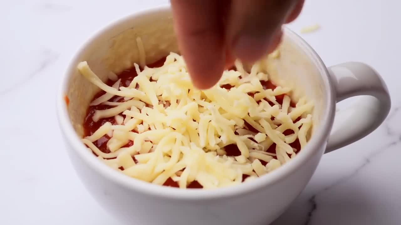 1 Minute Mug Pizza In Microwave