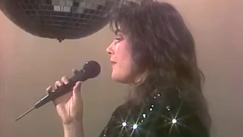 Laura Branigan - Gloria (Official Music Video)