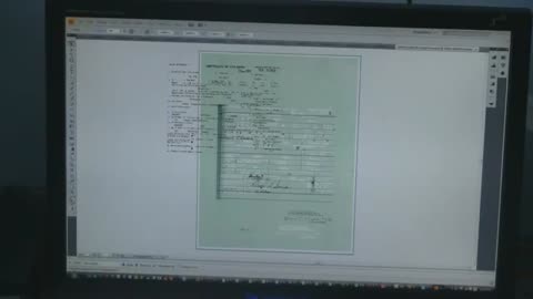 2011, Obama_s Birth Certificate Is Fake Graphics Designer Agrees It_s A Fake (.51, 5)