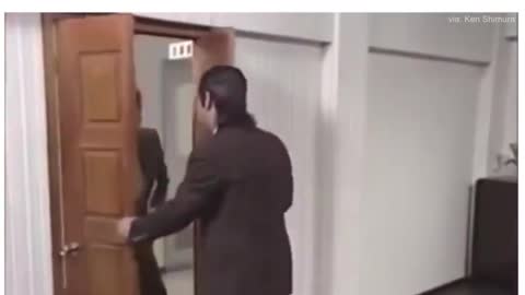 Door prank