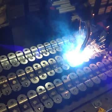 Robotic welding