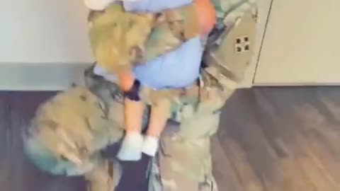 Lovely girl welcomes her father home from Afghanistan