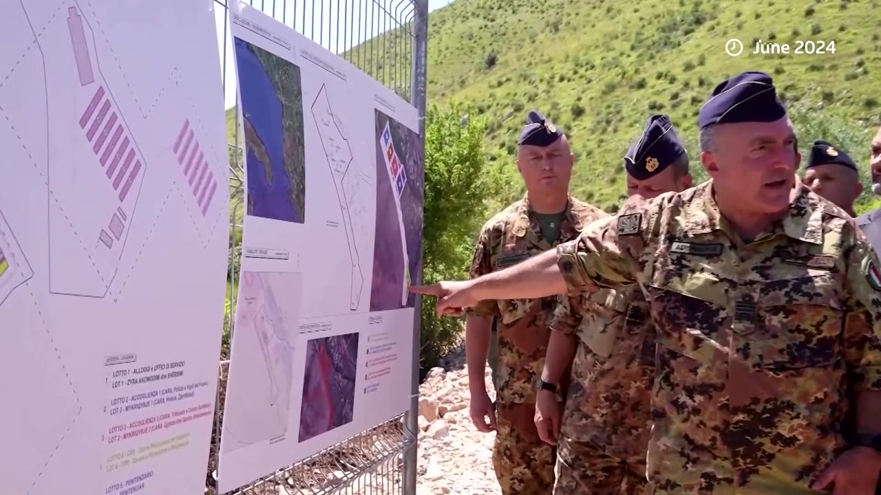 UK and Italy will work to 'smash' smuggling gangs, Starmer says