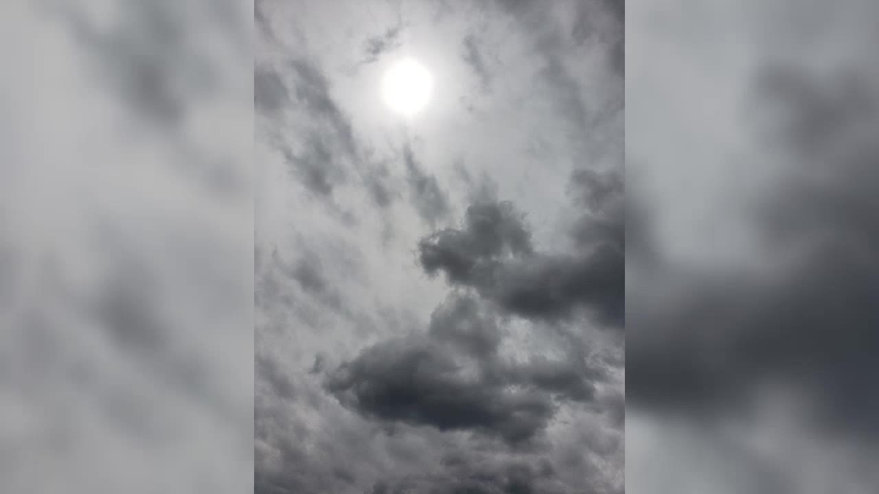 I obsessed with the clouds and chemtrails