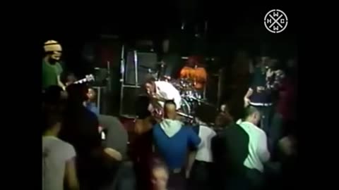 BAD BRAINS - BANNED IN DC - CBGB 1982 - HARDCORE WORLDWIDE (OFFICIAL VERSION HCWW)