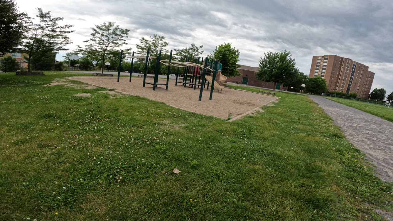 🪵 Parkwood Hills School Playground Park #64 In Ottawa 🦌