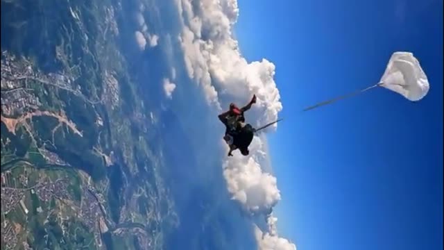 Helicopter skydiving