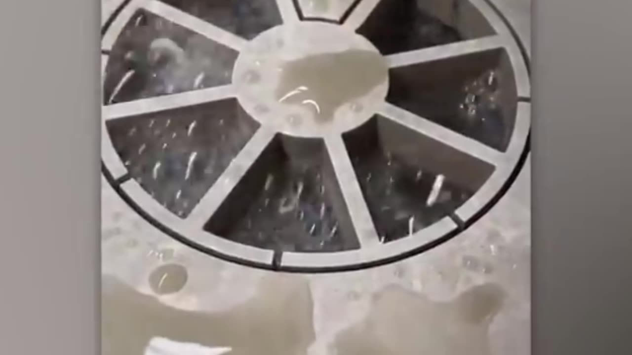 Oddly satisfying video