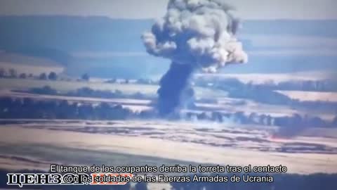 The tank of the occupiers demolishes the turret after contact with the soldiers of the Armed Forces