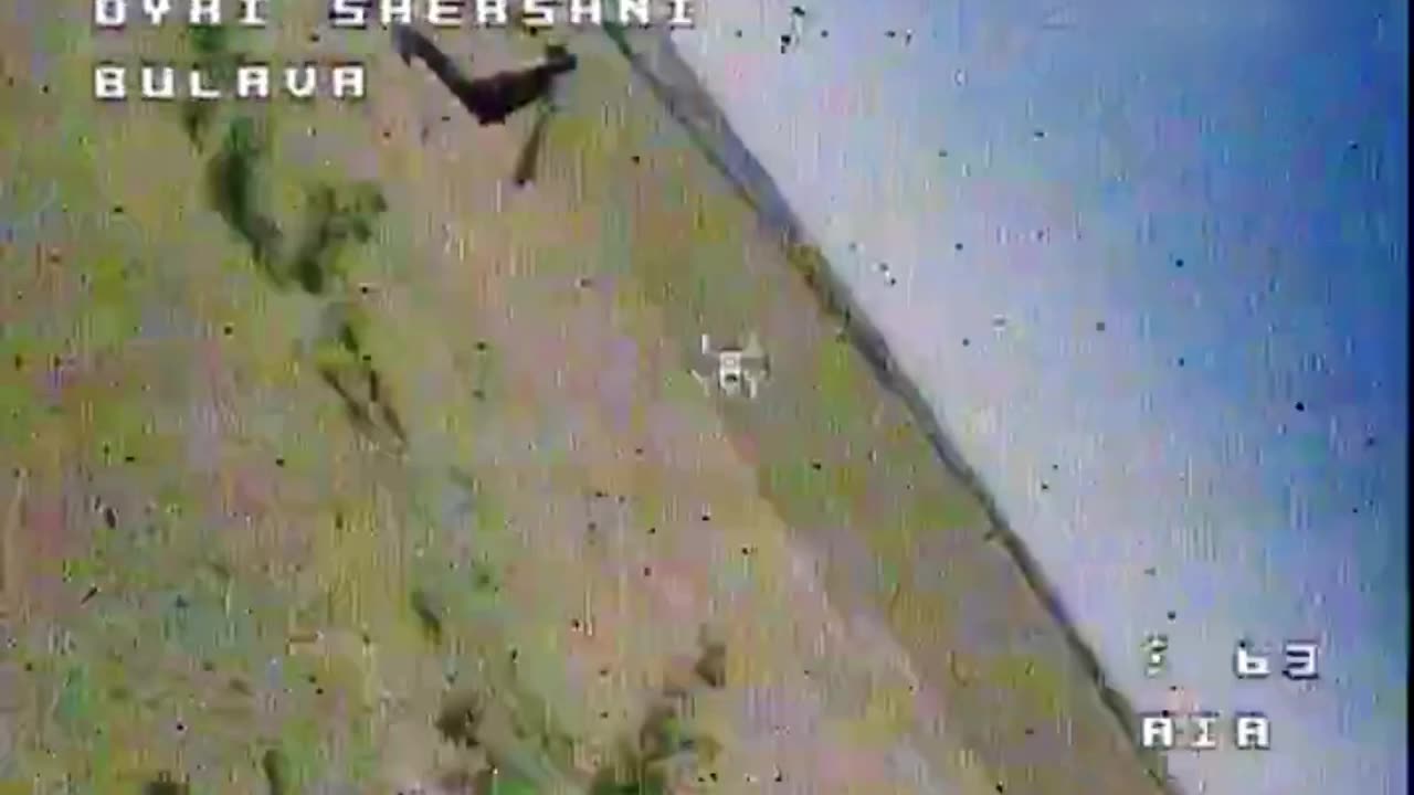 Ukrainian Drone Nearly Collides with Russian Mi-8 Helicopter(Incredible)