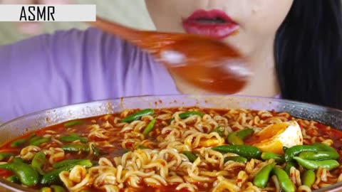 ASMR EATING NOODLES SOUP