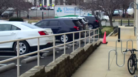 1669HQOB01SouthwestWalkway_2021-01-06_09h00min01s727ms.mp4