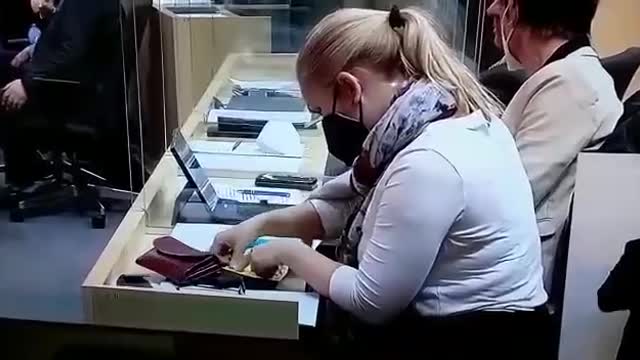 ΟΙ ΠΟΛΙΤΙΚΟΙ ΔΕΝ ΕΜΒΟΛΙΑΖΟΝΤΑΙ ΓΙΑΤΙ ΤΙ ΞΕΡΟΥΝ
